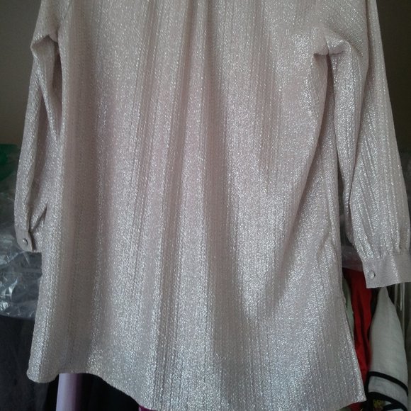 H&M Glittery Sparkly Hi Low Blouse NWT Sz 4 - Picture 7 of 8